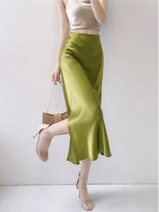 กระโปรงทรงเอผ้าซาตินอะซิเตทเอวสูงทรงหลวมสำหรับผู้หญิง กระโปรงทรงเอยาวปานกลางสำหรับฤดูร้อน สไตล์เกาหลี ทรงหลวม กระโปรงทรงหางปลา