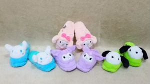 Sandal Slop kepala Boneka My Melody & Friends Kuromi Melody Cinamaroll