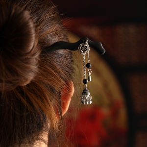 เครื่องประดับผมทรงหมอนทรงเรขาคณิตแบบเรียบง่ายจากไม้ดำใหม่สำหรับผมยาว หมวกทรงหมอนแบบอเนกประสงค์สำหรับใส่ผมแบบเรียบง่าย