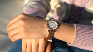 Emporio Armani Full Star Watch womens temperament light luxury Ferris wheel rose gold quartz womens watch AR1909