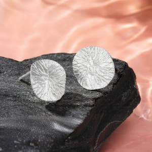 Pure Silver Lotus Leaf Earrings French Style Hypoallergenic Ear Jewelry Luxury Lightweight Senior Womens Fashion Accessories
