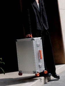 DREAM TRAVELLER | Retro Full Magnesium Aluminum Alloy Travel Suitcase