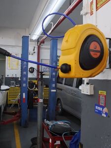 Fours ลมกับใยถัก 10x15 มม. ยาว 15 เมตร ยี่ห้อ U.DIY แถมปืนฉีดลม โรลสายลมสปริง