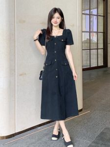 Elegant Waist-Slimming Denim Dress
