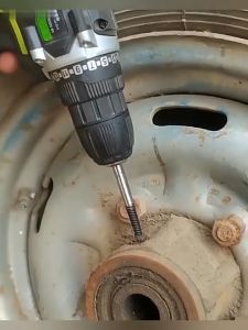 ToolHub Tap Balik untuk Cabut Sekrup Baut Patah Set Mata Bor Pencabut Mudah Sekrup Baut Patah Tap Balik Isi 5 Buah