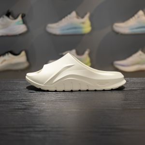 Li-Ning | Soft Bounce Anti-slip Thick Soled Sandals