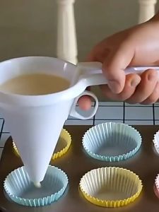 Adjustable Chocolate Batter Funnel Cream Dispenser Kitchen DIY Hand-held Baking Funnel Tools Batter Dispenser
