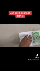 Chữ Welcome dán cửa kính kích thước chất liệu Decal chống nướcống. Có màng định vị để dán