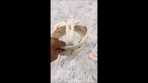 Nón bảo hiểm cao cấp Royal chất liệu Muslin giúp an toàn đầu bé khi tập bò tập ngồi tập đi.