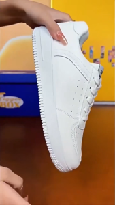 Mens shoes 2025 summer new student white sports board shoes versatile and trendy shoes mens casual white shoes men