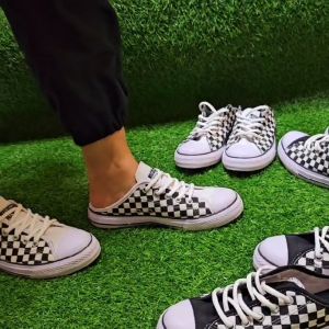 sepatu sneakers pria terbaru 2024 wanita kanvas bustong karet empuk import murah cewek cowok keren