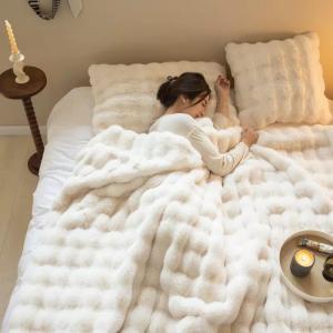 Thick Warmness Double-sided Bubble Blanket