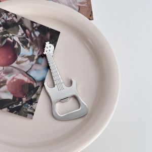 Stainless Steel Beer Bottle Opener Magnetic Refrigerator Magnet Beer Lovers Gadget Iron Absorption Wine Tool Decoration