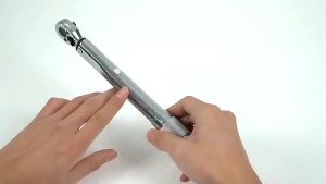 Flyman Torque Wrench Hand Tool Adjustable 1/2" Drive Click Type 28-210 N.m Ratchet With Sleeve Set