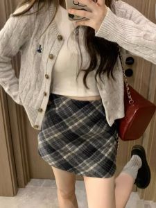 Gray Knitted Short Cardigan Womens Spring Autumn College Style Knitwear Embroidered Thickened Bouclé Open Front Top