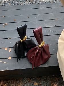 2025 N-EW Fashion Drawstring Oil PU Leather Womens Handbag Retro Crossbody Bag Bucket Soft Cloud Blessing bag