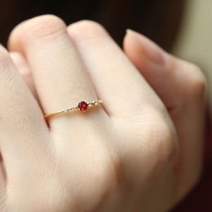 2024 Internet Celebrity Hot Sale 18K Redstone Plated Ring Female Elegant Proposal Diamond Red Diamond Ring