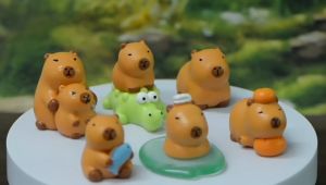 Mô hình các thành viên gia đình chuột lang bất ổn hài hước dễ thương trang trí tiểu cảnh terrarium DIY