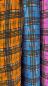 ผ้าเมตร ผ้าลายสก๊อต ผ้าลายตาราง ผ้าโพลีเยสเตอร์ ผ้าลาย ราคาถูก หน้ากว้าง 45 นิ้ว หน่วยขายเป็นเมตร