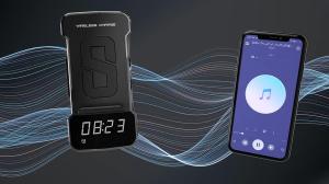 นาฬิกานาฬิกาปลุกดิจิตอลข้างเตียงที่ชาร์จแบบไร้สายอเนกประสงค์ชาร์จเร็วที่วางโทรศัพท์ลำโพง BT