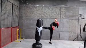 กระสอบทราย กระสอบชกมวย กระสอบต่อยมวย ที่ซ้อมมวย ต่อยมวย ออกกําลังกาย อุปกรณ์ต่อยมวย กระสอบเป่าลม