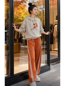 Shalldoer | Attractive Heavy Embroidered Velour Round Neck Sweatsuit Warm