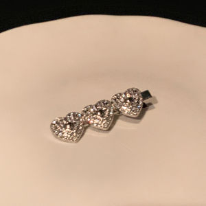 เพทายดาว กิ๊บติดผม ผู้หญิง คลิปด้านข้าง High-end Sensation Bangs คลิปเพชรผมการ์ด Headwear Y2k Rhinestone กิ๊บติดผม