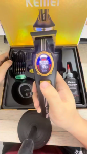 Kemei Km-1692 All Metal Body Hair Cutting Machine Trimmer Barber Use 9000rpm DLC Blade Hair Clippers with Charging Dock