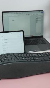 Mofii | Ergonomic Bluetooth & 2.4G Wireless Split Keyboard with Wrist RestRechargeable 111-Key Wireless Computer Keypad for Win/Mac OS