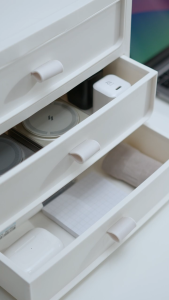 AADAM elements Mag 3 Pro Qi2 Magnetic 3-in-1 Foldable Travel Charging Station - Magnetic Ring Included