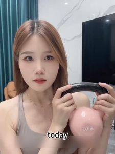 【body shaping Slim belly】Soft Kettlebell 2KG/4KG/6KG/8KG/10KG Adjustable Gym Equipment For Home Dumbbell Set For Men/Women Soft kettlebell women’s fitness home butt training tool dumbbells