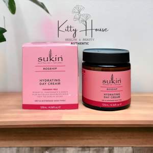Kem dưỡng da ban ngày Sukin Rosehip Hydrating Day Cream lọ 120ml