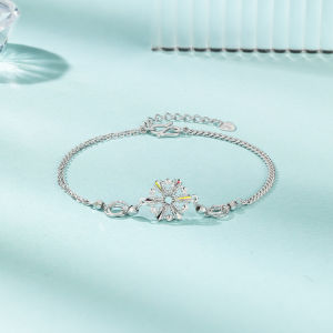 Platinum Womens Bracelet Light Luxury