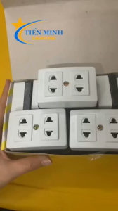 Ổ Cắm 2 Lỗ Không Màng Che Vỏ nhựa chịu nhiệt chống va đập