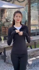 เสื้อกันแดดคอเต่าพร้อมซิป(กันแดดที่แขนและเกี่ยวนิ้วได้) ราคาไม่แพง สีขาวและดำ สินค้าพร้อมส่งค่ะ MAXY GOLF