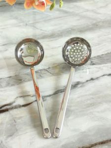 Home Use 7-Inch Hot Pot Soup Spoon Strainer 18/10 Stainless Steel Mirror Finish with Hook Spicy Soup Spoon Kitchen Cooking Utensil