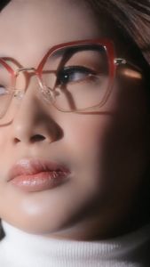 Eye Catchy Mari (Eyeglass with replaceable lens)
