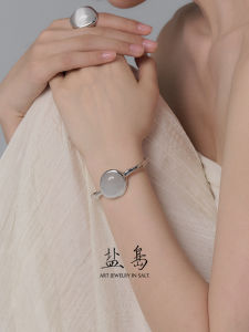 YANDAO | Retro Minimalist White Dew Bangle