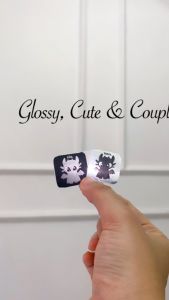 Stiker Couple HP: Desain Unik untuk Aksesoris Gadget