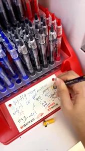 M&G Erasable Gel Pen 0.5mm Black Hello Zoo AKPB44R4 Pulpen Gel SATUAN Bisa Dihapus Tinta Hitam