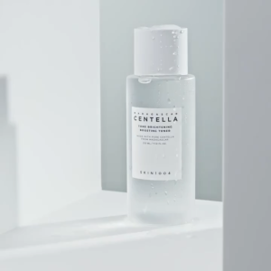 SKIN1004 Centella Brightening Toner 210ml - Hydrating and Moisturizing + Skin Conditioning (Authentic Product)