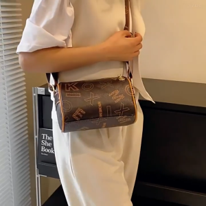 UISNMALL #S6172 Woman Retro Leather Women Sling Bag Boston Wide Strap Shoulder Bags For