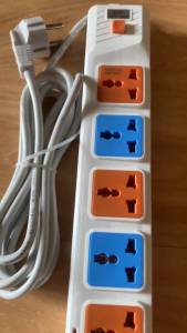 Ổ Cắm Điện Đa Năng COMET CES10503 – 5 Lỗ Cắm Dây Dài 3m An Toàn Tuyệt Đối Dùng Mọi Loại Phích!