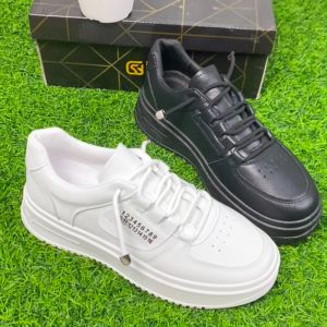 Zatanna Sepatu Sneakers Casual Wanita Korea High Premium Quality Sintetis Ukuran 37 Sampai 40 Free Kotak 1283