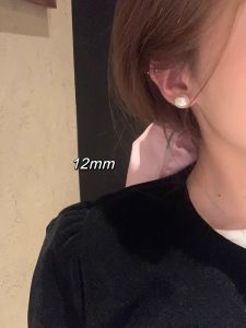 Elegant Pearl Stud Earrings for Women 925 Silver Needle No Piercing Required Fashionable Circular Design Decorative Jewelry