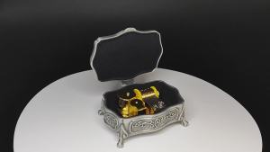 Wingostore Emboss Alloy Metal Music Box & Golden Movement Gift: A Perfect Choice for Christmas & Birthday