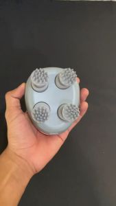 Charging Massager Pijat Kepala 3D Otomatis Listrik Kucing Cat Tembok Head Massager Anti Air pijat Punggung Portable
