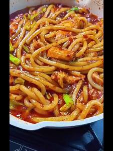Spicy Trendy Condiment Special Coarse Rice Noodles
