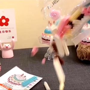 Mainan Balok Susun Block Kue Ulang Tahun Mainan Blok Hadiah Ulang Tahun Blok Kue DIY Dengan Kotak