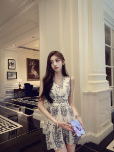 Elegant White Sleeveless V-Neck Dress Womens Summer Fashion Slim Fit A-Line Short Skirt Polyester Fabric Commute Style